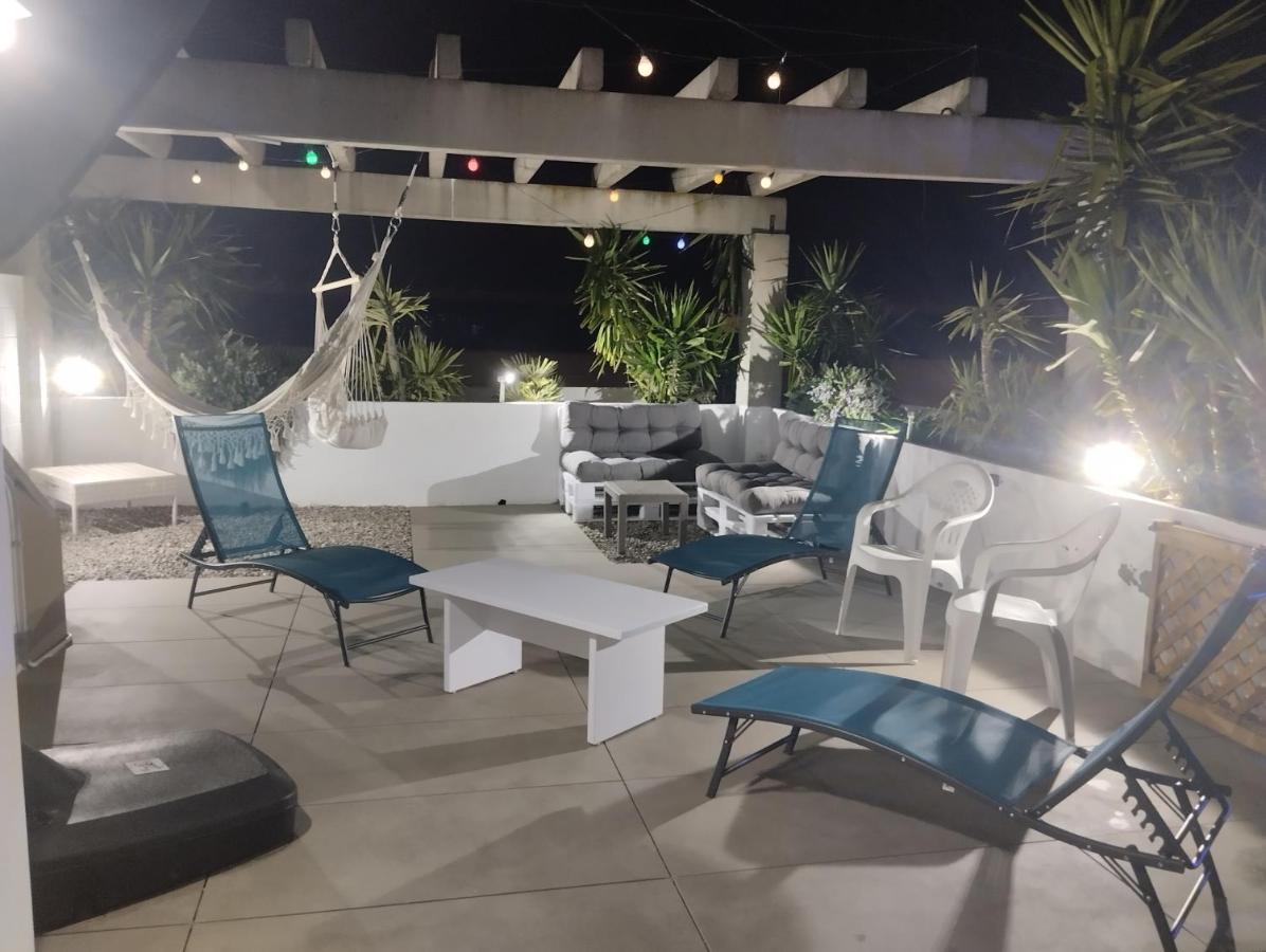 Atico Of 3 Rooms, Total 130M² Just For You With A 60 M² Terrace, Swimming Pool, Mountain And Marina View. 로지즈 외부 사진